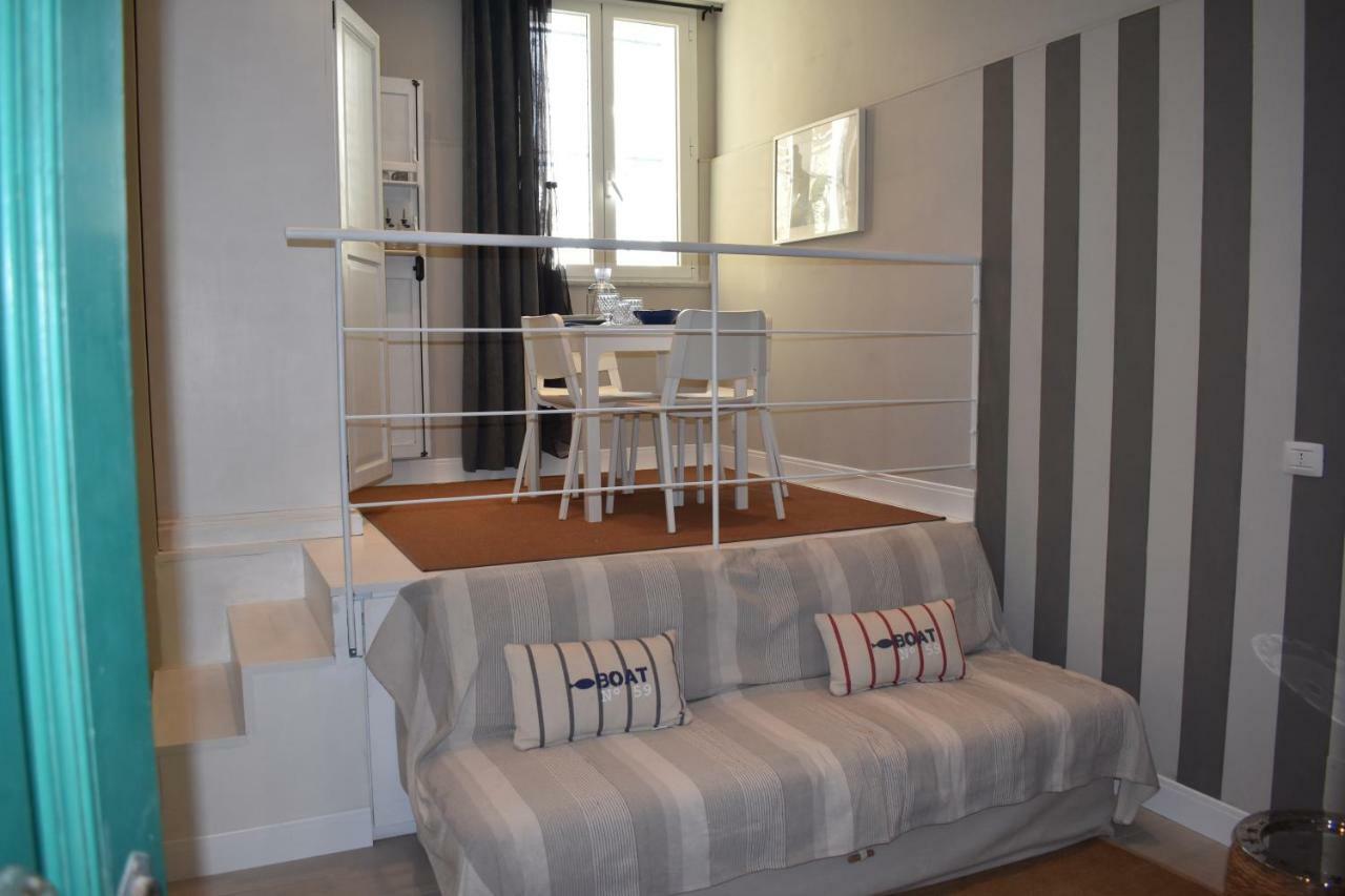 Sea View Cornelia Apartment *