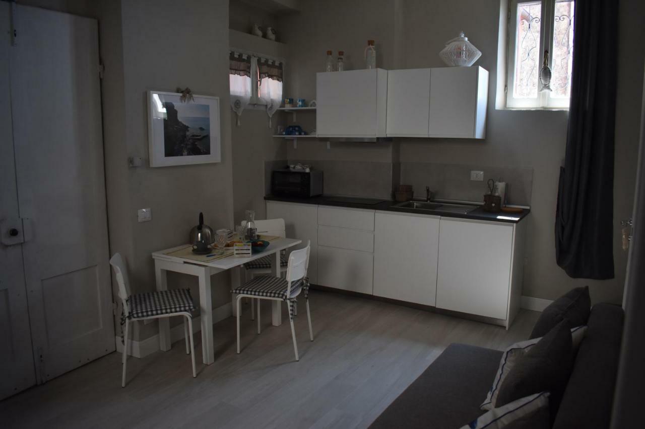 Apartment Sea View Cornelia *